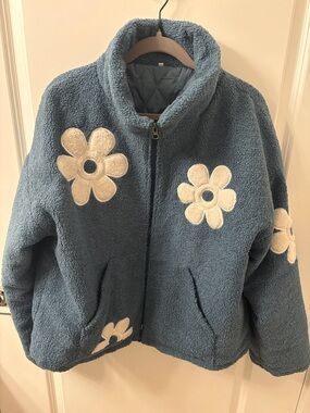 Cozy  Blue Sherpa Jacket with White Flower Appliqués